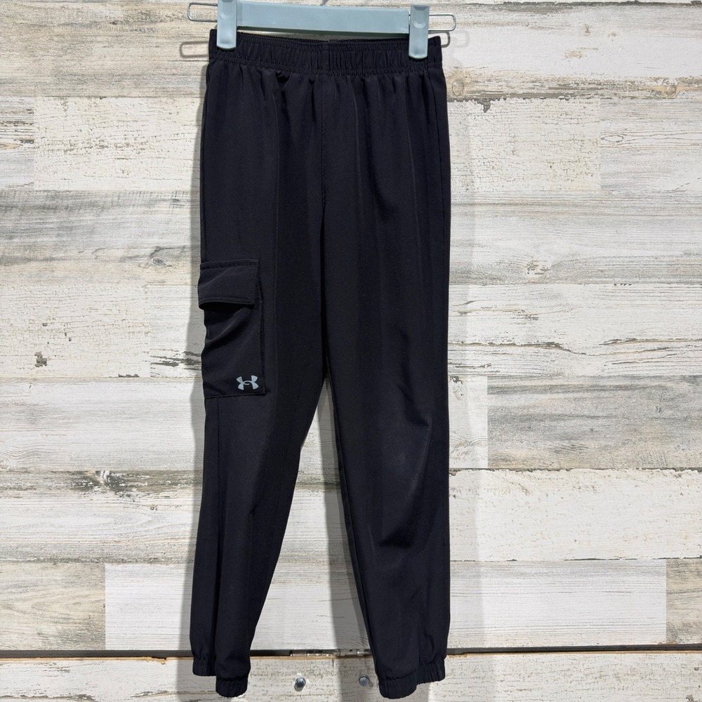 Under Armour Cargo Joggers Boys 6 Black Elastic Waist Utility Sporty GUC*